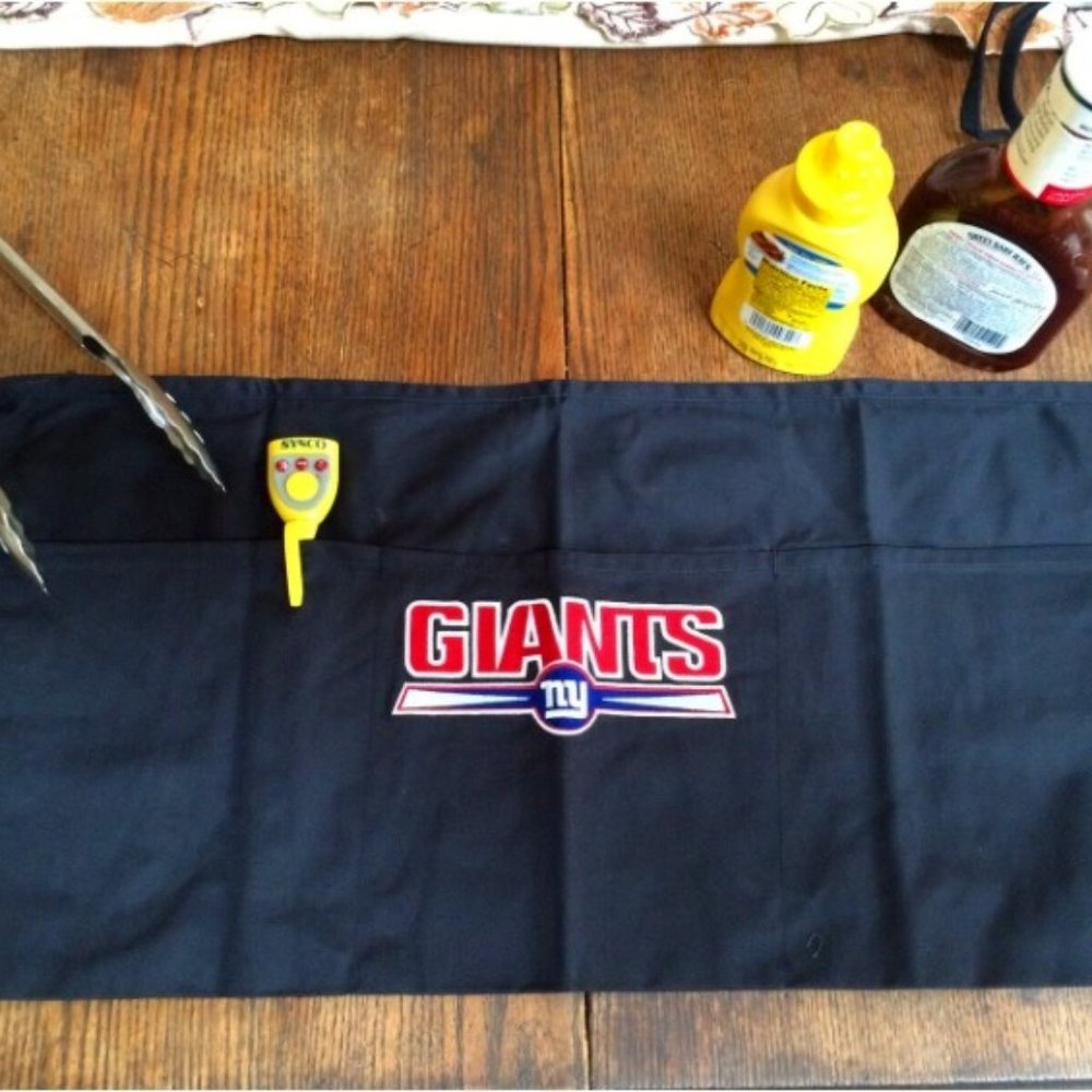 NEW YORK GIANTS GRILING APRON STITCHED-NWT- RETAIL $29
